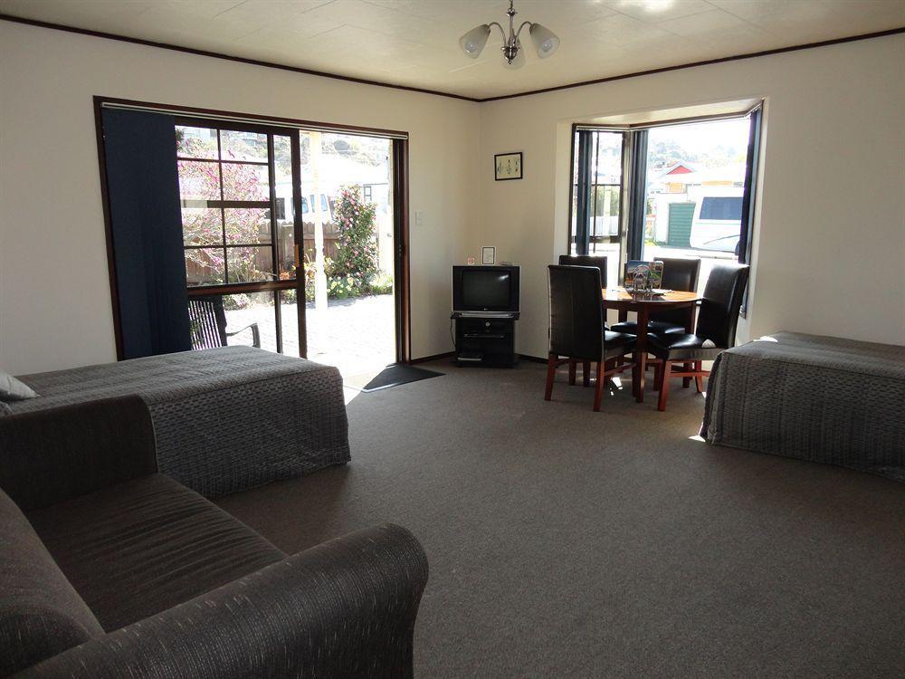 Aaa Thames Court Motel Oamaru Exteriér fotografie