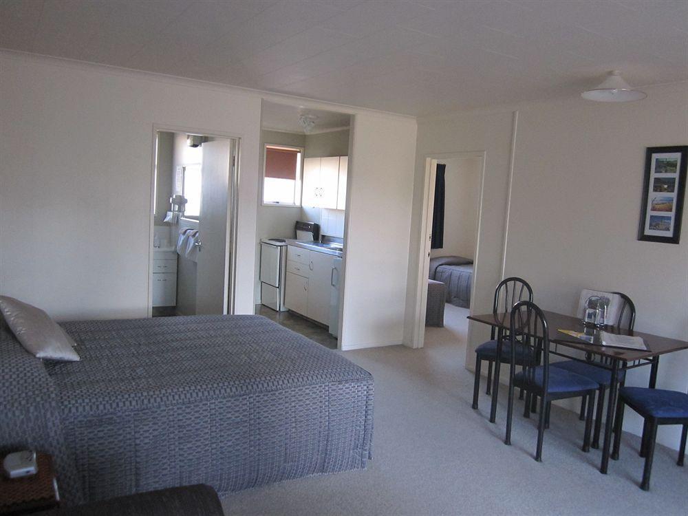 Aaa Thames Court Motel Oamaru Exteriér fotografie