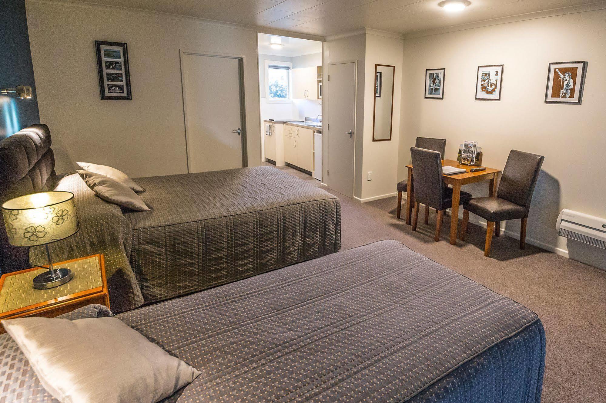 Aaa Thames Court Motel Oamaru Exteriér fotografie