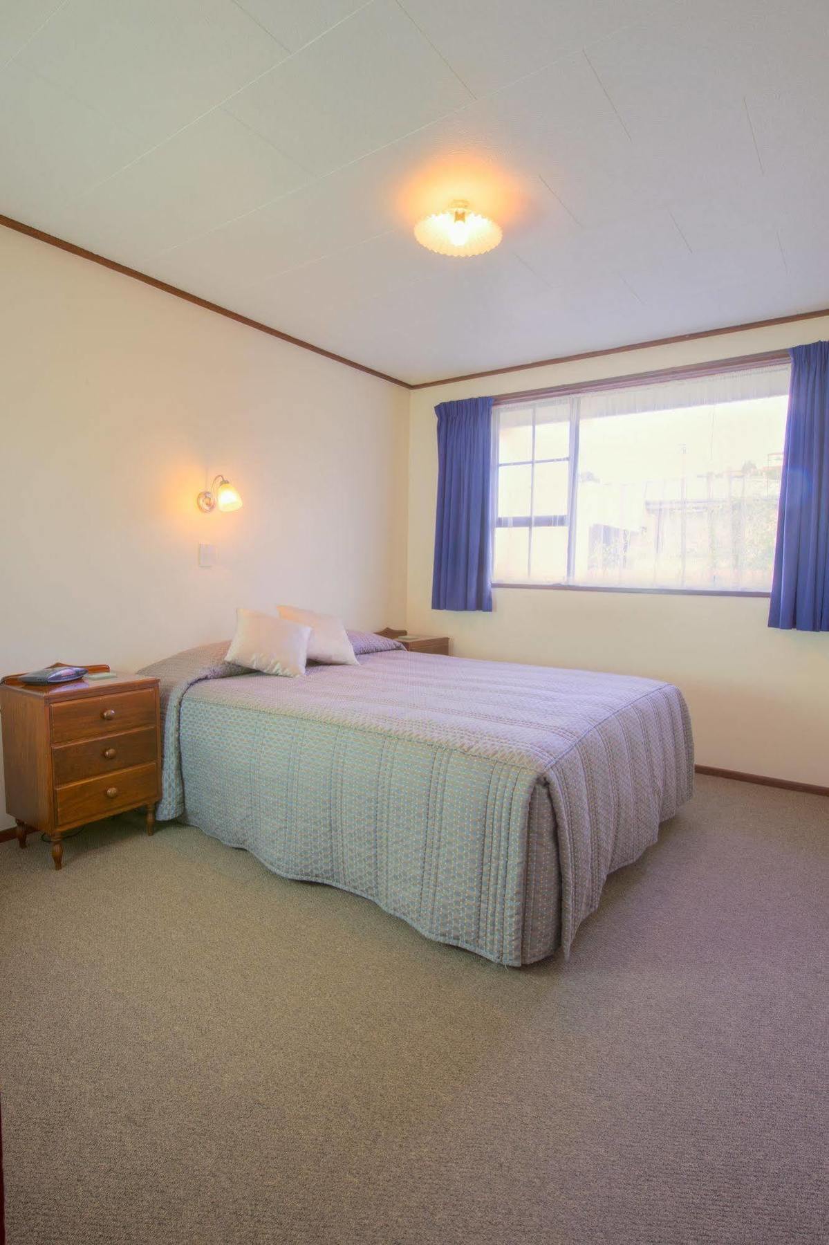 Aaa Thames Court Motel Oamaru Exteriér fotografie