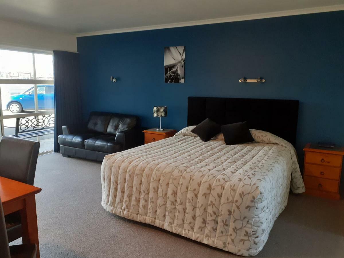 Aaa Thames Court Motel Oamaru Exteriér fotografie