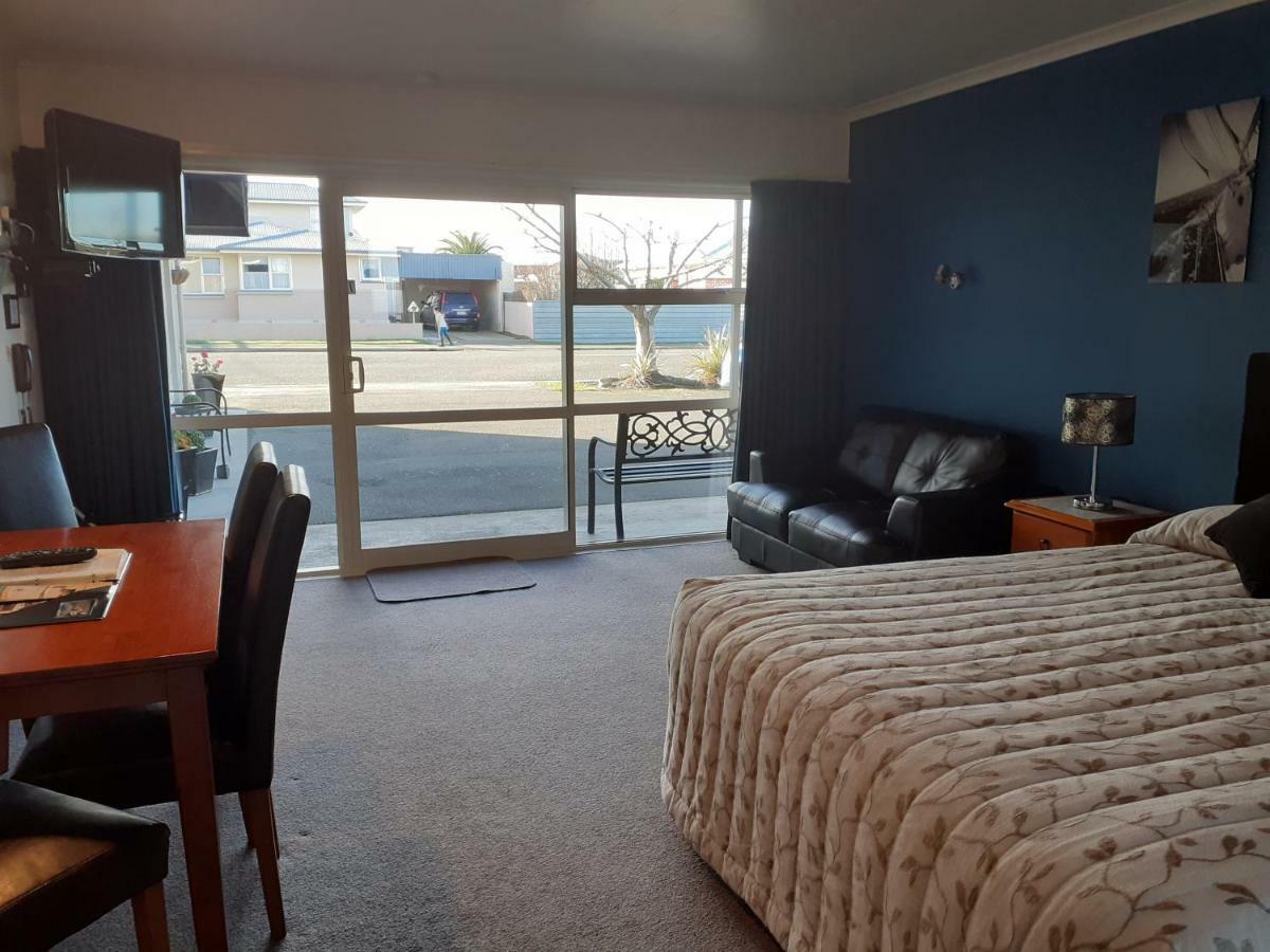 Aaa Thames Court Motel Oamaru Exteriér fotografie